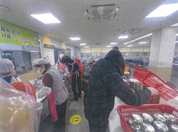 관내 어르신댁 도시락 포장 및 배달(21회)